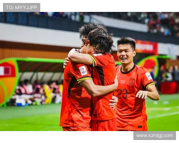 国足奋力鏖战九十分钟终绝平强敌展现中国足球不屈斗志 国足奋力鏖战九十分钟终绝平强敌展现中国足球不屈斗志