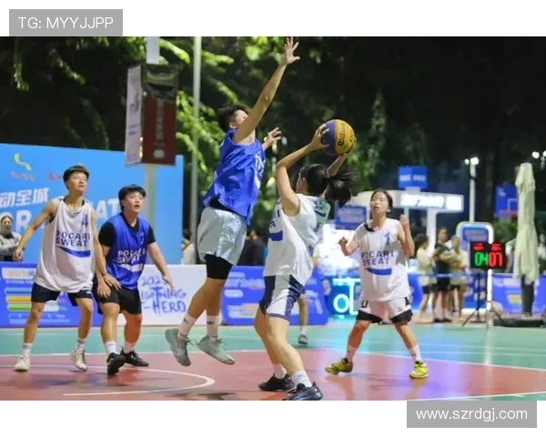 广东宏远强强对决再掀篮球风暴激情碰撞上演巅峰之战 广东宏远强强对决再掀篮球风暴激情碰撞上演巅峰之战