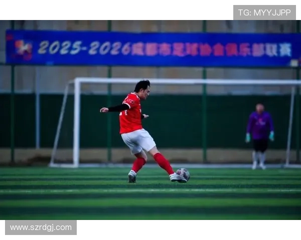 成都足球队技术水平创新高引发全国关注与赞誉