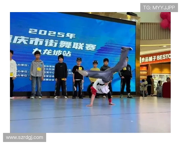 重庆街舞队的转型之路：探索街舞文化的深层次变革与发展